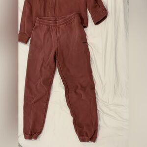 TNA burgundy Sweatset